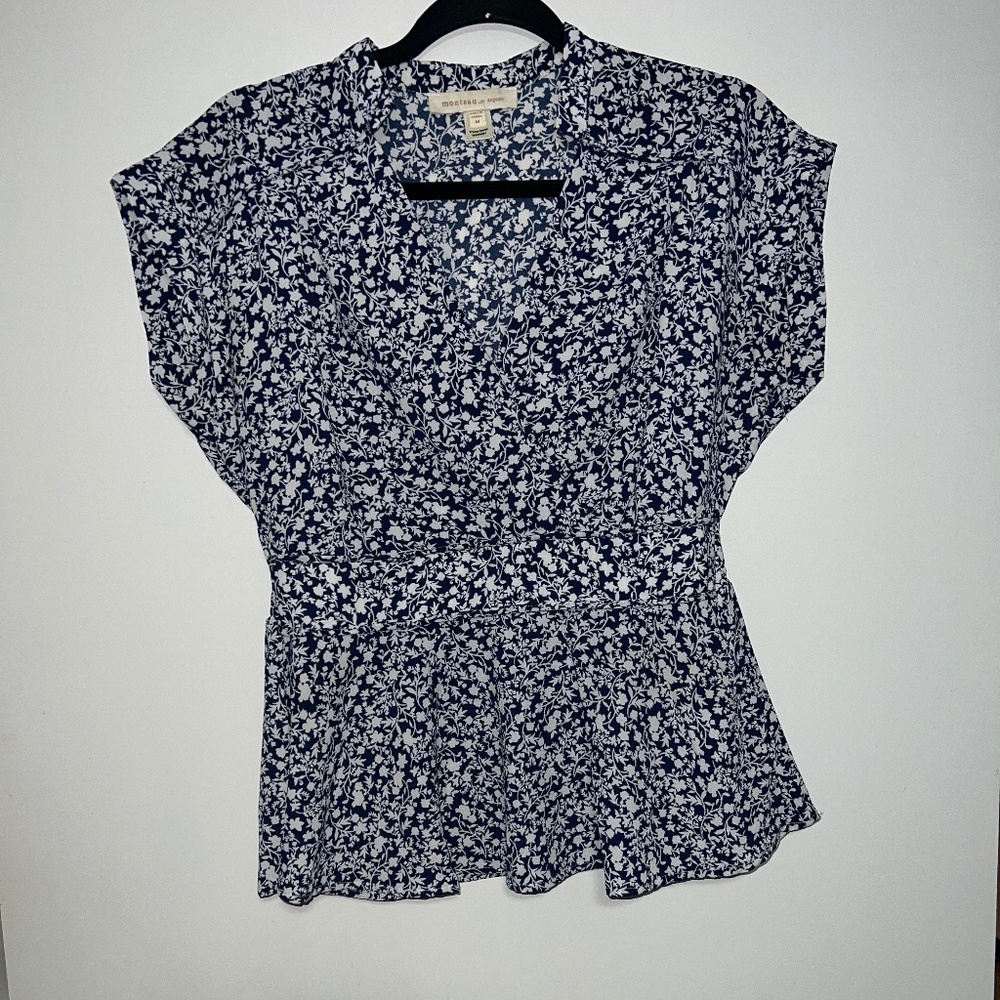 Monteau floral fitted top